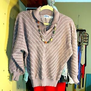 Dusty purple, silver metallic, striped, terry-cloth, V design kimono sleeve M